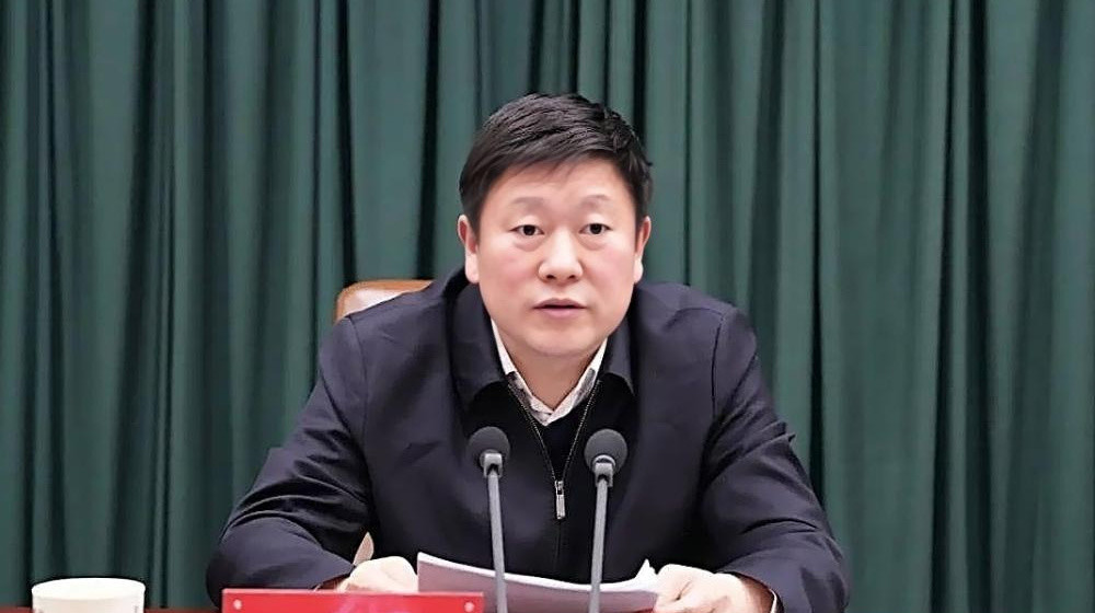 周末打虎! “70后”副部长被查