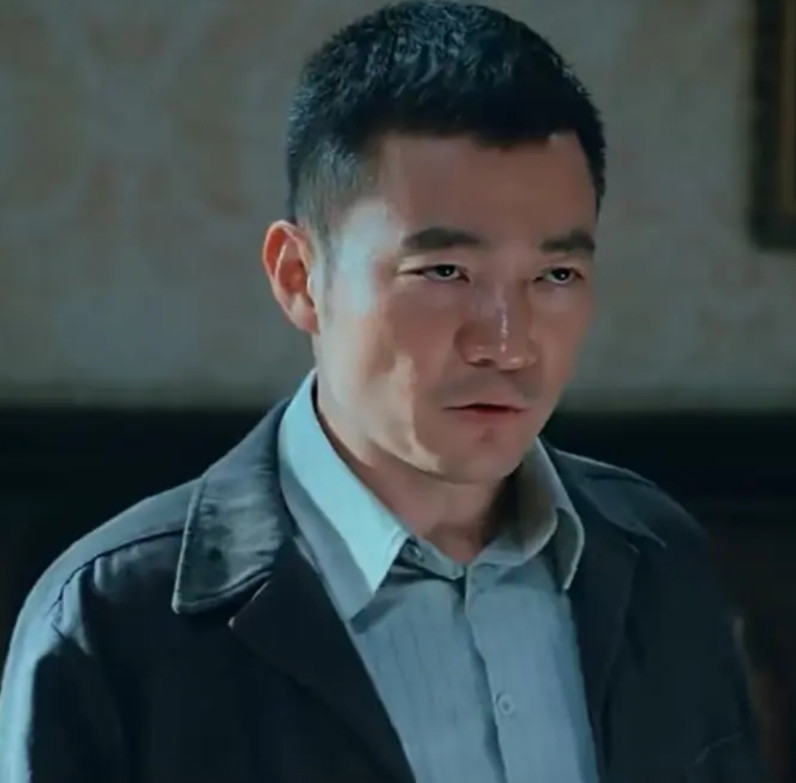 大家有没有觉得《沉默的荣耀》中饰演蔡孝乾的喻恩泰演的是不是有点过了蔡孝乾作为