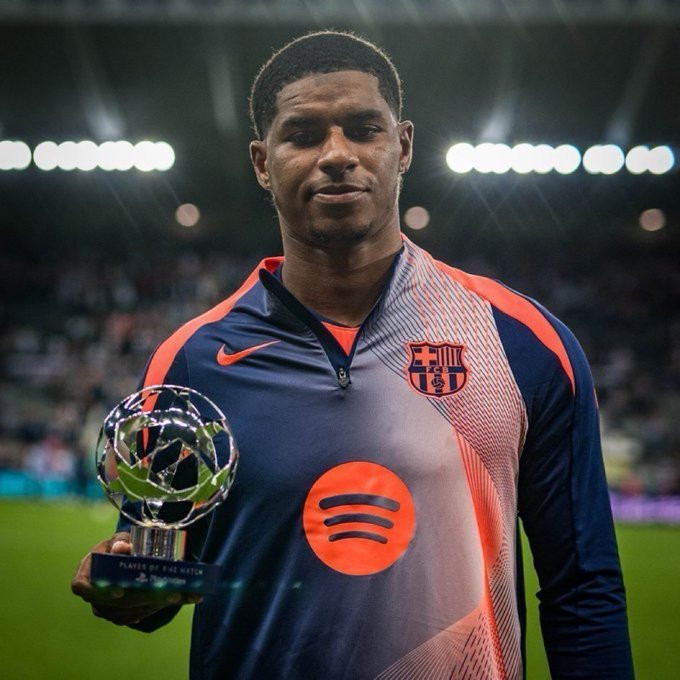 TA负责巴塞罗那的记者LaiaCervellóHerrero巴塞罗那对拉什福