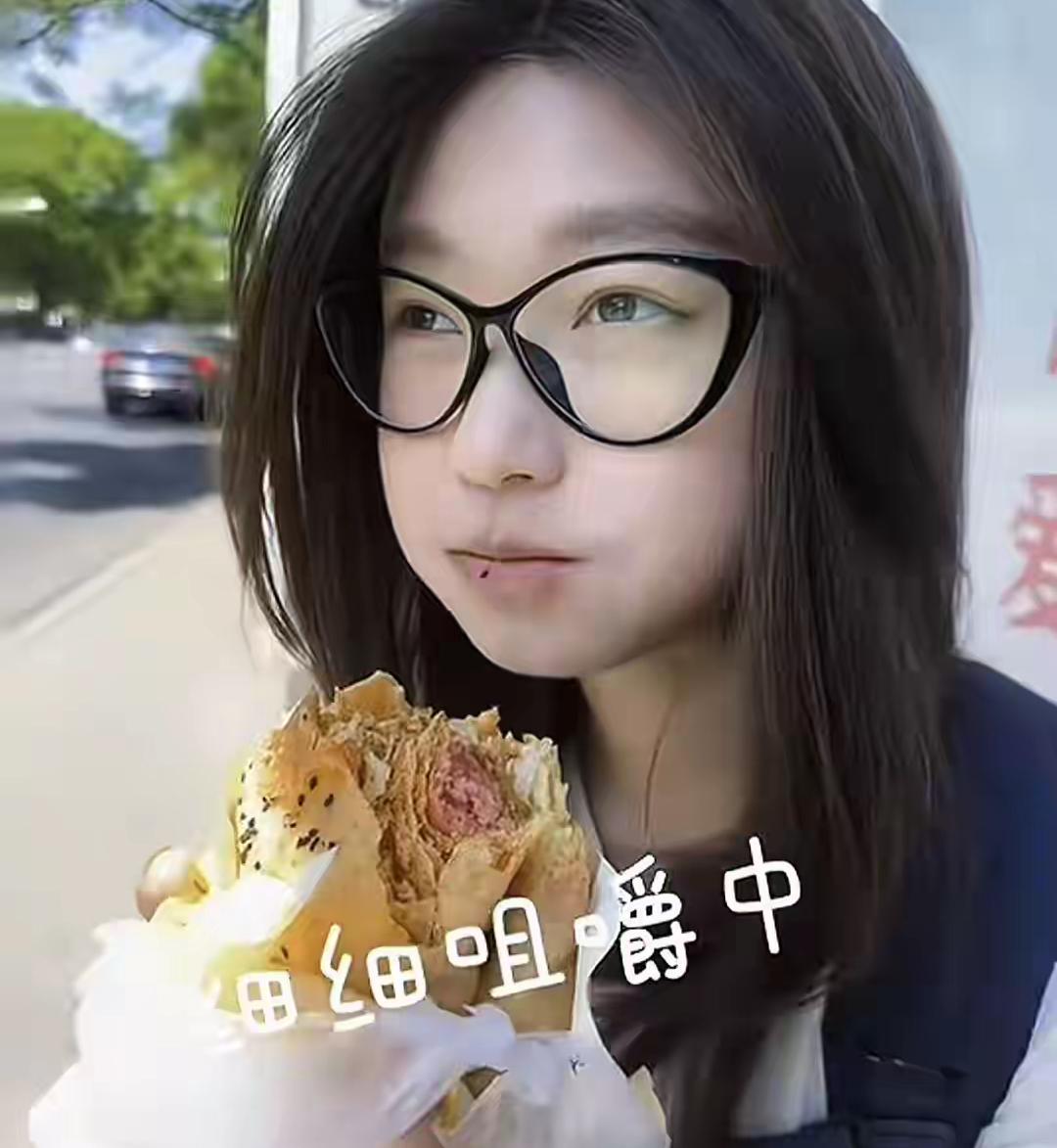 云南医学女大学生患癌，临终主动拿掉氧气罩：爸妈，我患癌很开心她在肿瘤科实习时