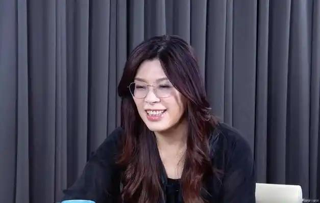 郑丽文又干一件漂亮事，国民党还是民进党这些老牌政界大佬，都小瞧了这匹政治黑马。