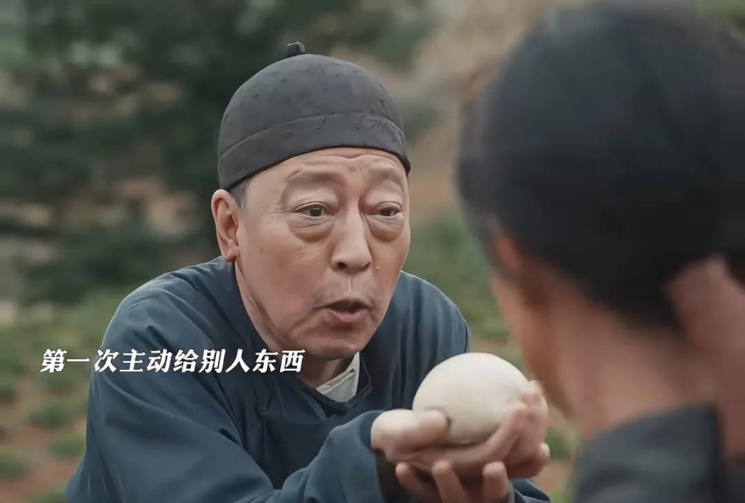 越看《生万物》越觉得不对劲宁学祥那么抠搜的一个人，绣绣被抓，都舍不得拿5000