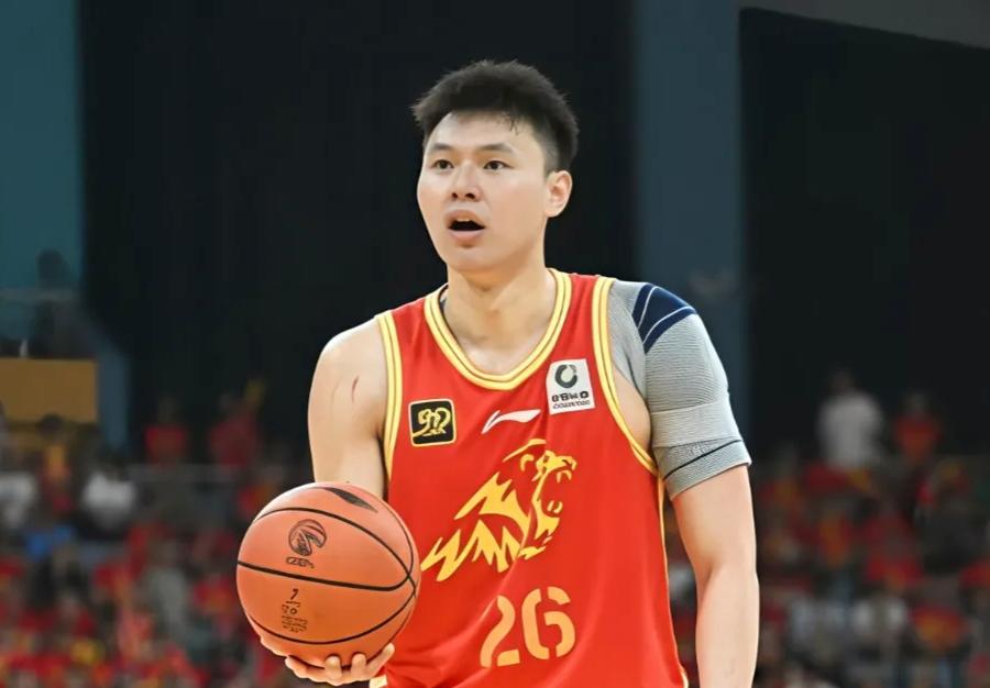 赵岩昊合同到期去向成谜，同步接触多队观望抉择广厦三少之一赵岩昊合同正式到期