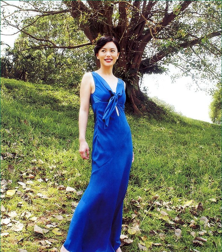 今天是郭妃丽的54岁生日~她最广为人知的角色是《东游记》里的牡丹仙子和《倚天屠龙