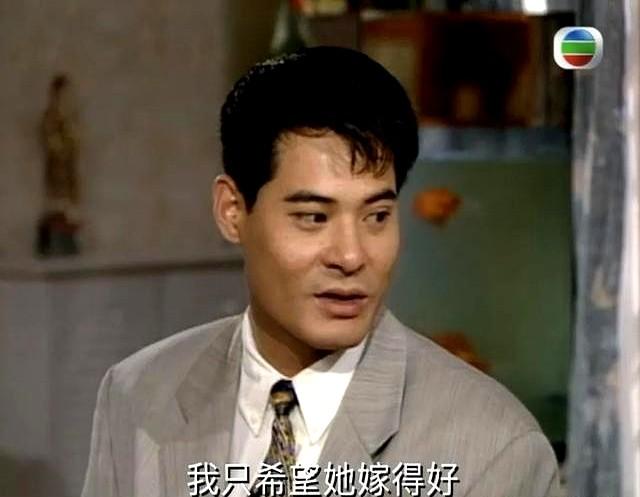 TVB“失意男配”黄智贤，今年初告别了效力多年的“亲生仔”身份，转签部头约。你以