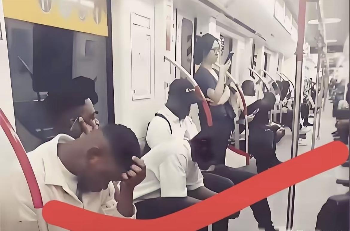 看着黑压压的外来人，瘆得慌！这次不能沉默，必须发声，求国家重视！高端人才引进是好