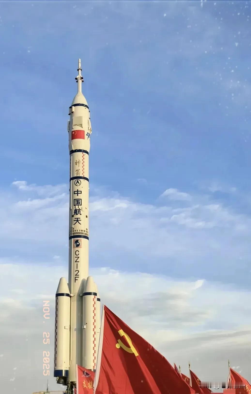 神州二十二号发射不查不知道，查了才明白这次发射有一个跟以前不一样的地方，