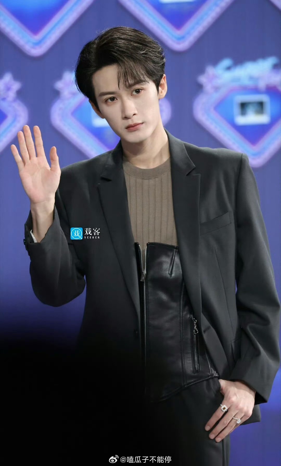 这两天巅峰之夜的流量男星生图状态都特别好啊👌🏻王俊凯、檀健次、丁禹兮、黄子弘