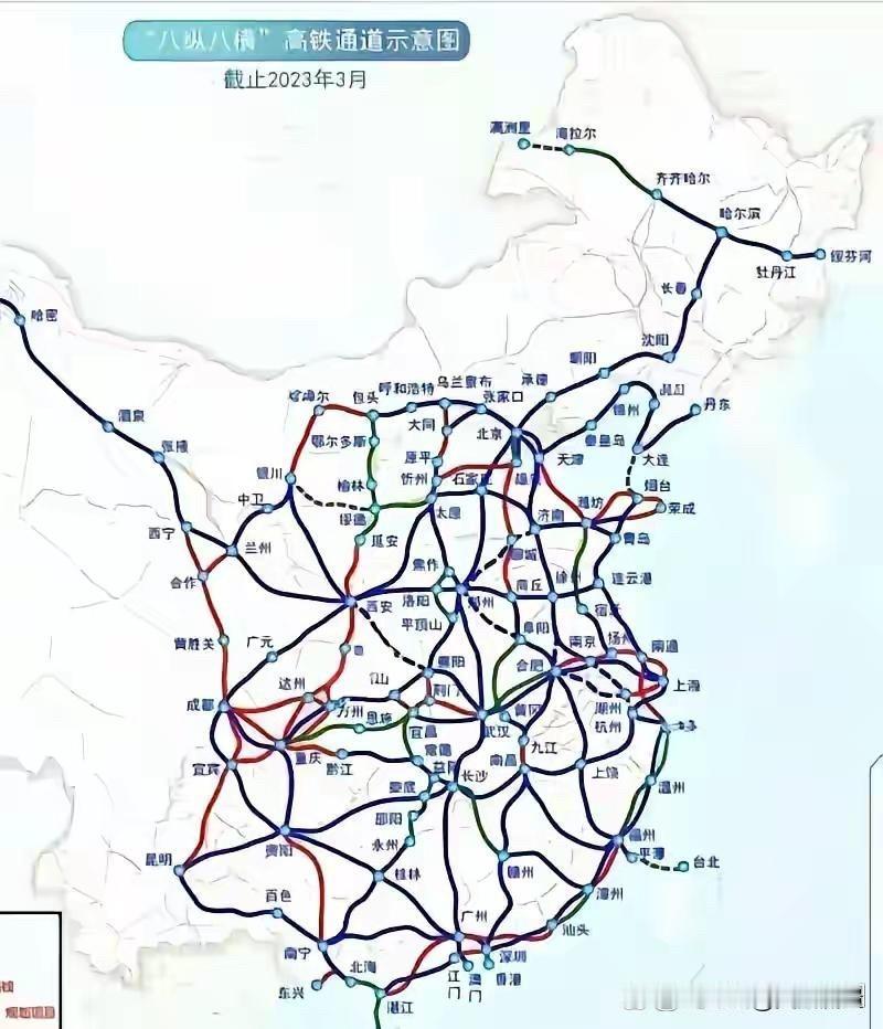 同样是到西安的高铁，西成高铁因为比西渝高铁建设更早，等级也更低。西成高铁建成于