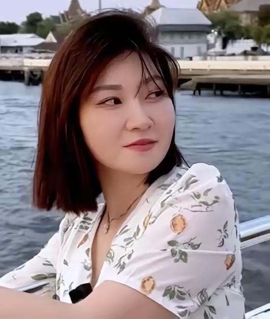 王暖暖的老公俞晓冬，王暖暖的婆婆真的是个不折不扣的泼妇。要不说“打媳妇，骂媳妇，