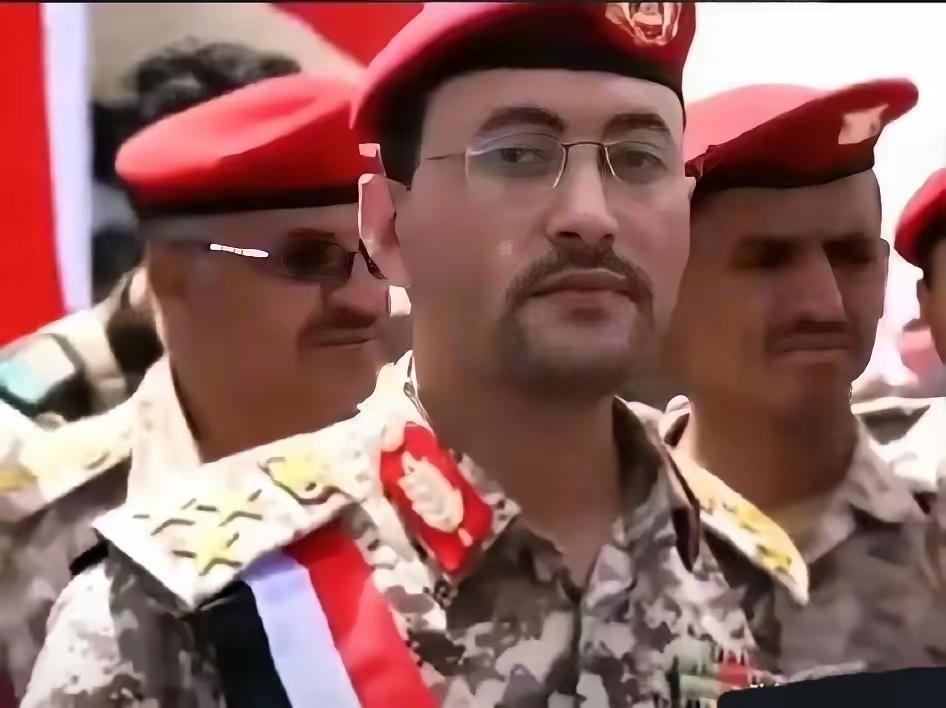 说来也奇怪，在伊朗与美国、以色列之间打的白热化的时候，那几支在中东反对美国，反对