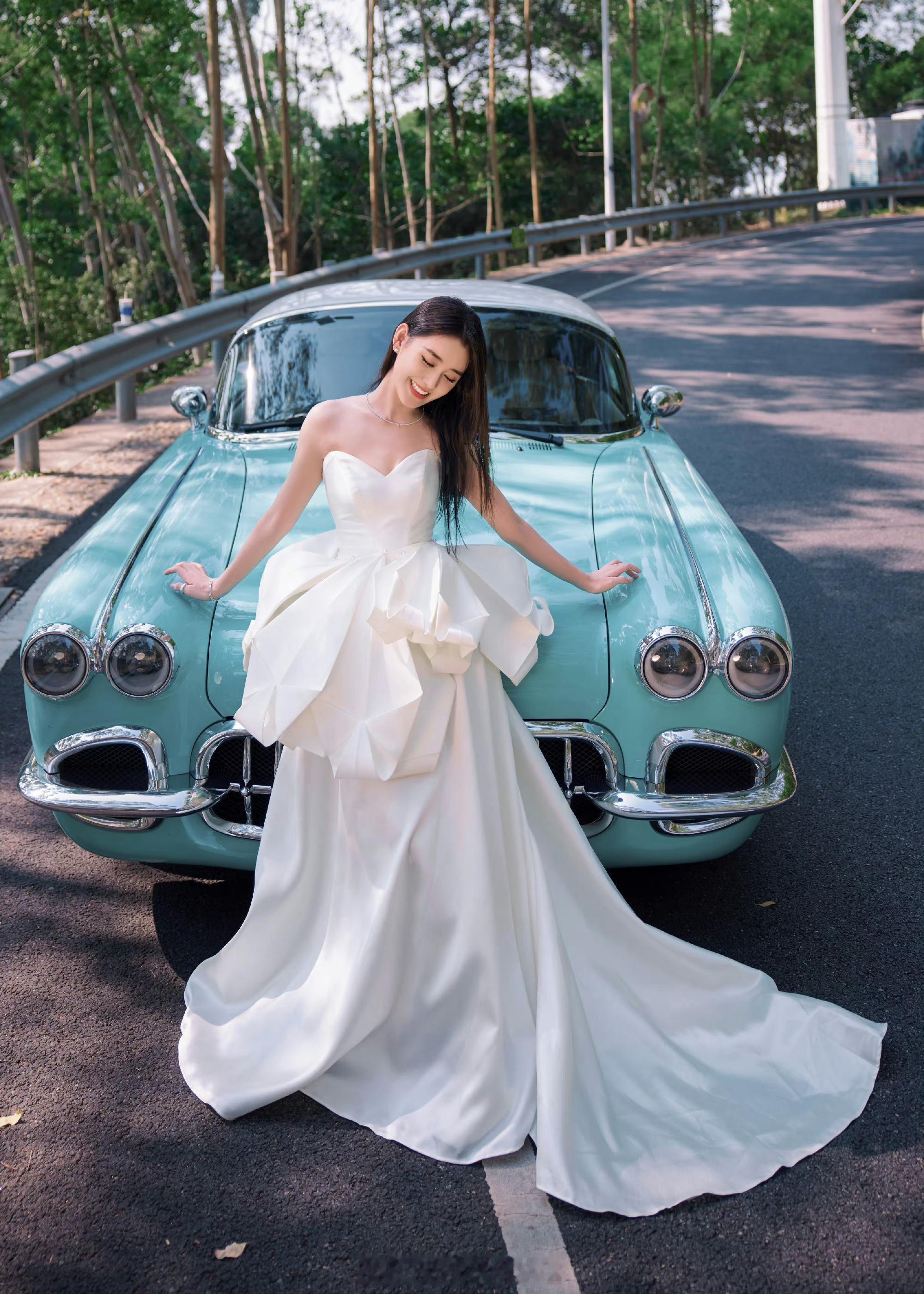 蒋依依美丽的白娘子