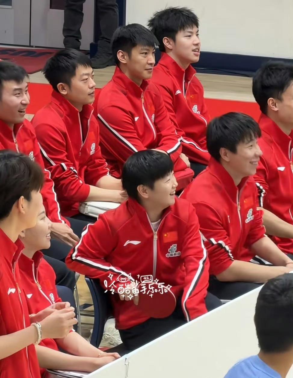 传统节目来了[笑着哭]，在2026美国大满贯上取得不错成绩的国乒选手们结束比赛后