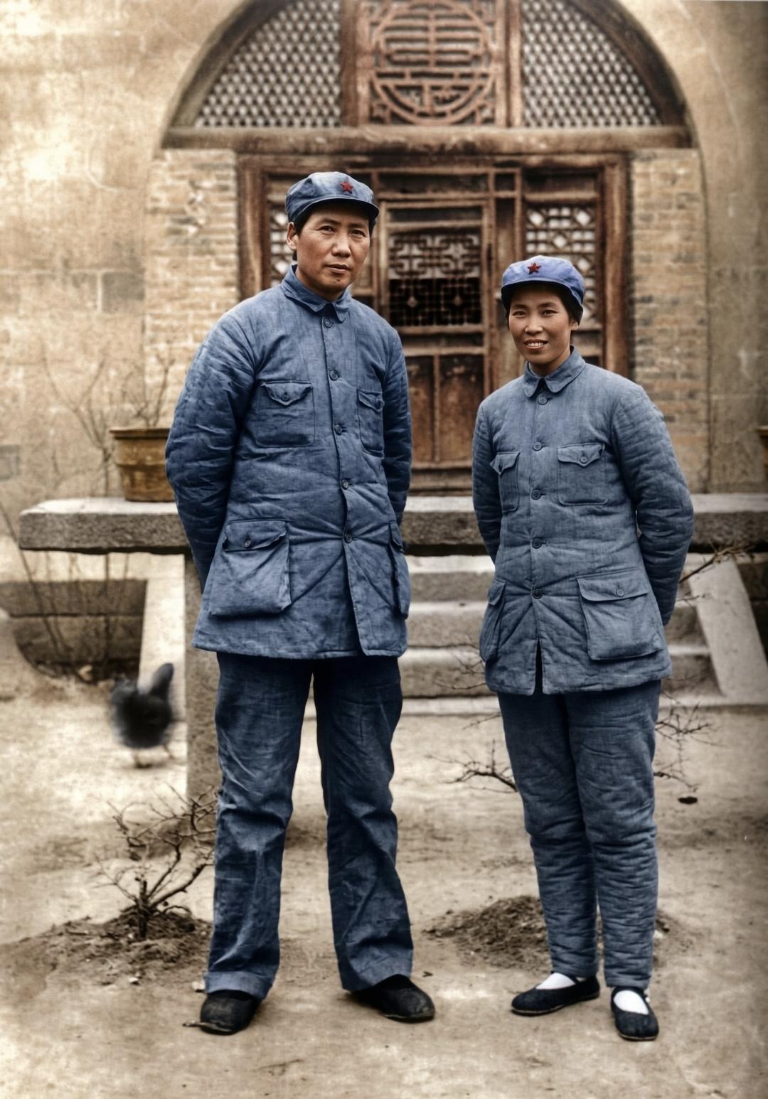 在延安最艰苦的时期，他们是一对志同道合的革命伴侣。1927年，18岁