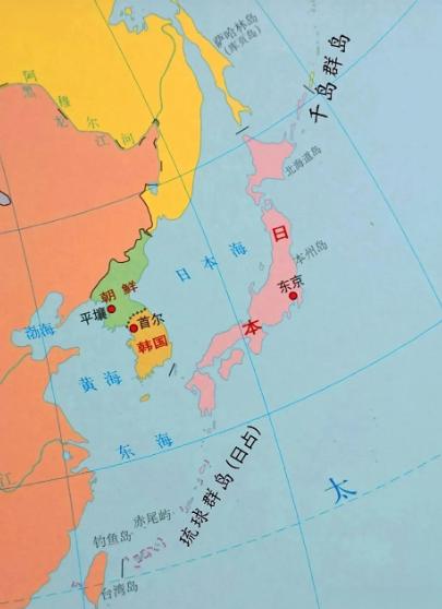 伊朗此番军事行动，彻底点醒日本！高市早苗未曾料到，她远赴华盛顿向特朗普表尽忠心的