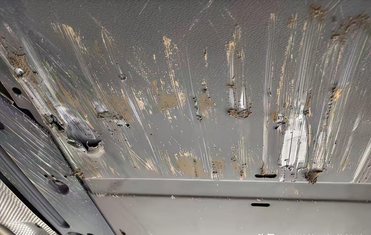 再次奉劝各位，给新能源车安装电池护板之前，要先打两个电话。第一个电话是给保险公