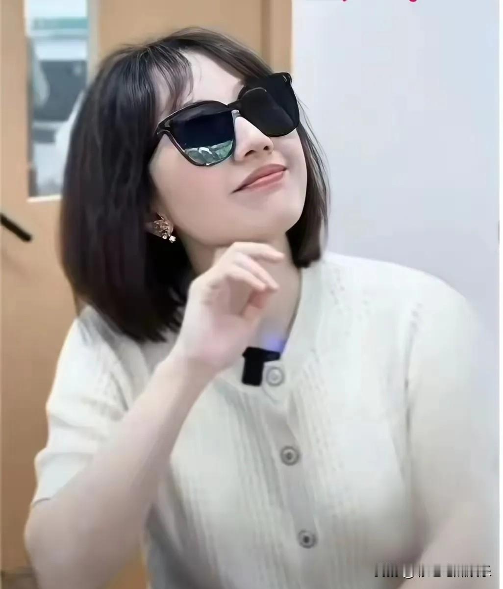 红颜祸水！最新通报是他们已经被停职了，前途尽毁身败名裂，社会性死亡了！女人长