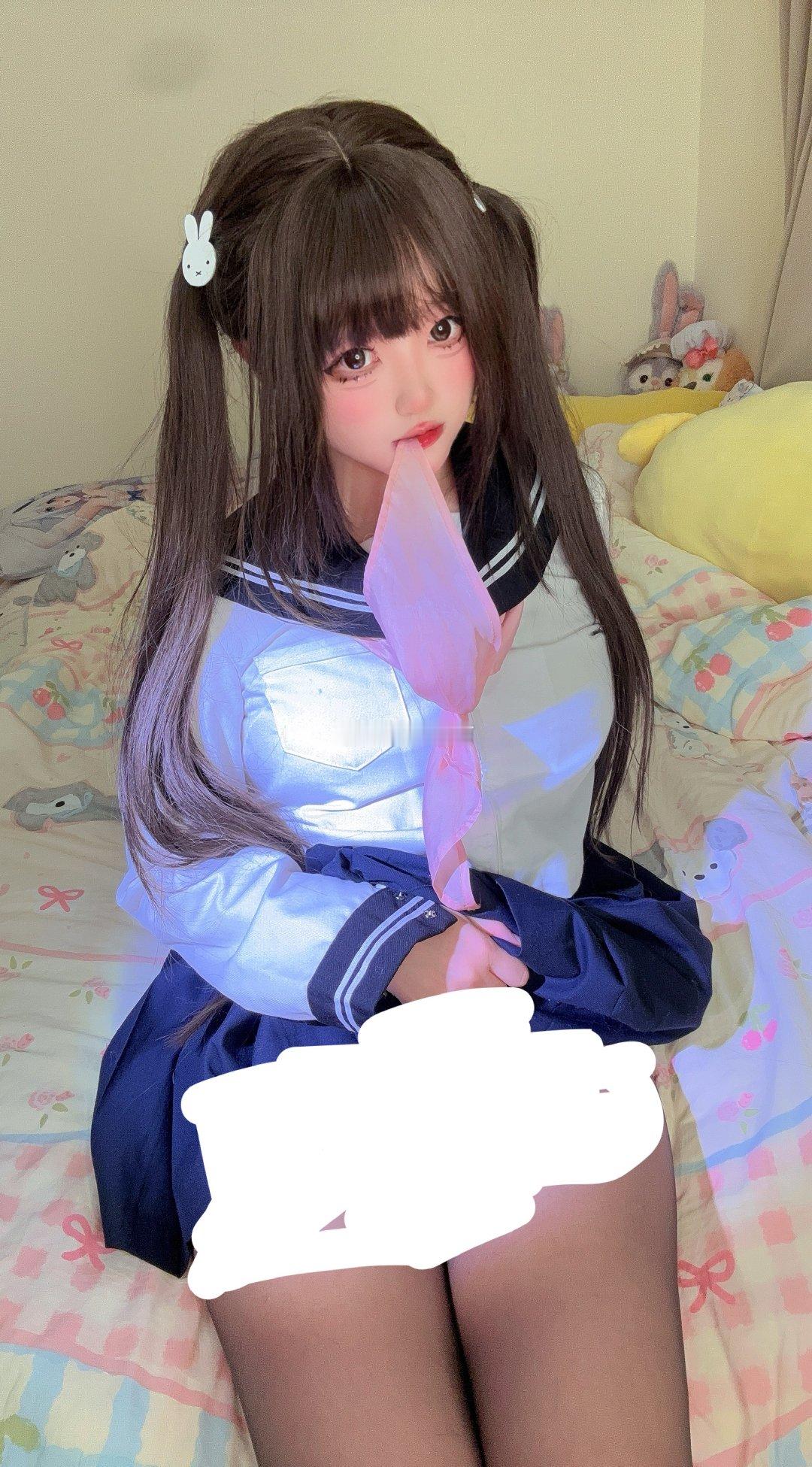 超薄黑丝好诶，里面没穿更酷了（神沢永莉​​​