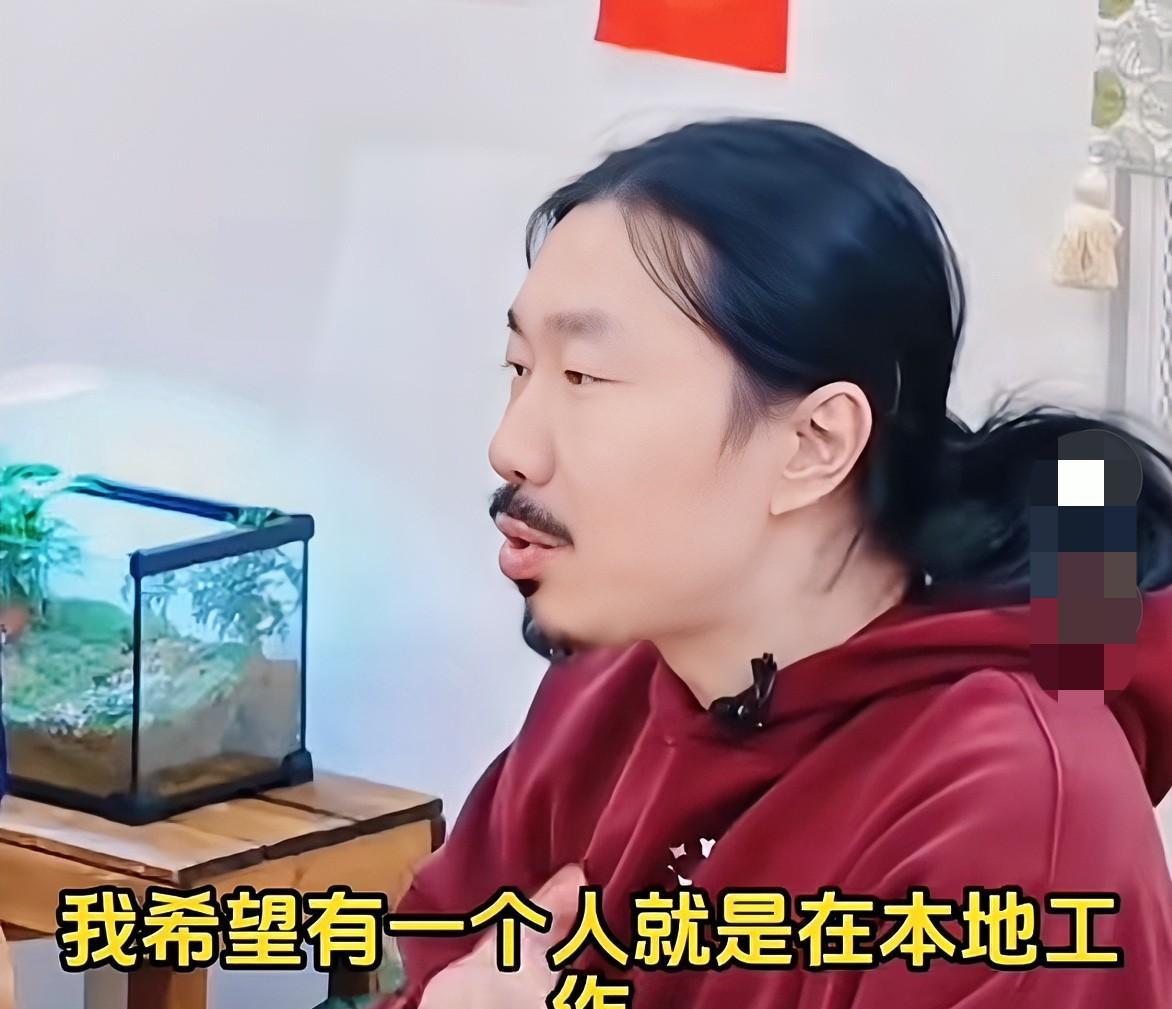 臧鸿飞：我接受不了找一个演员做女朋友。马頔：那是因为没有演员能看得上你。臧鸿