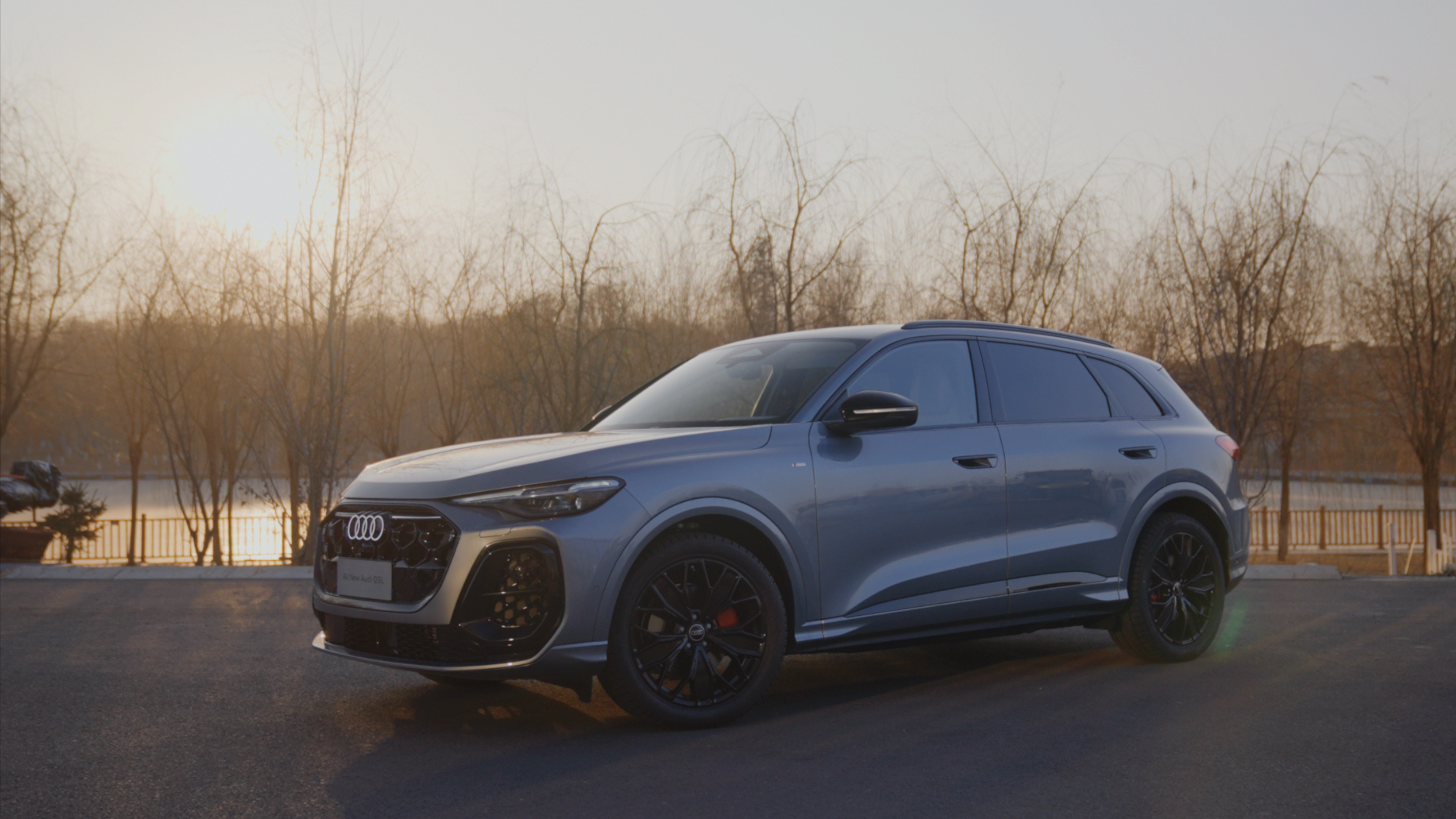 评论区有网友说：栗子，你很久没拍奥迪了。全新奥迪Q5L，给大家安排上汽场全开