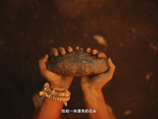 论创新我远不及老祖宗古人的生活美学藏着最本真的热爱：捏陶俑藏着对手办的执着，博戏