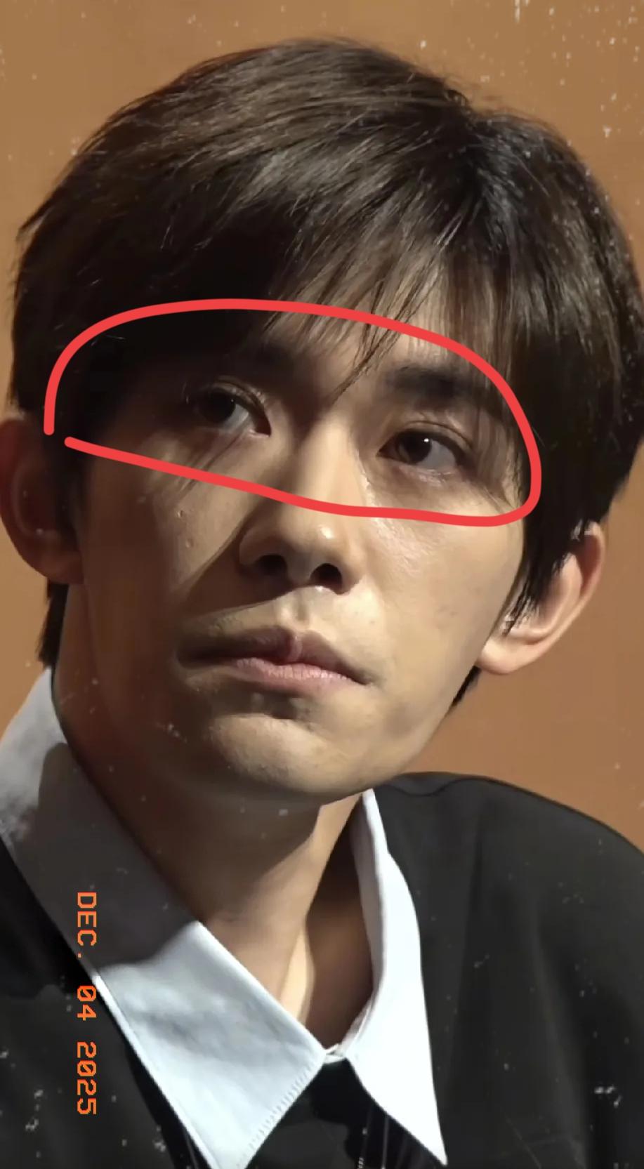 易烊千玺，实在不行你就退圈吧！大家是真看不下去了！你才25岁，演技扎实情商在