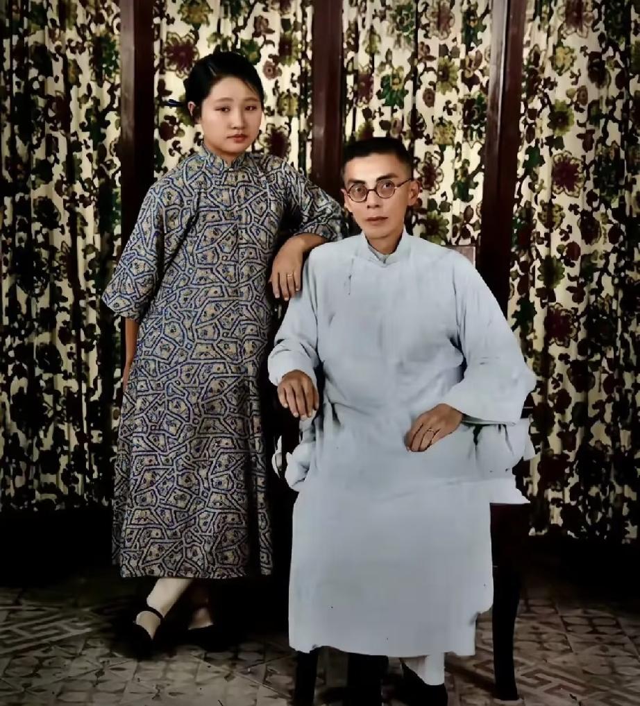 张静江是蒋介石的结拜大哥，他的情感故事比义弟还精彩。妻子姚蕙在国外陪女儿读书时