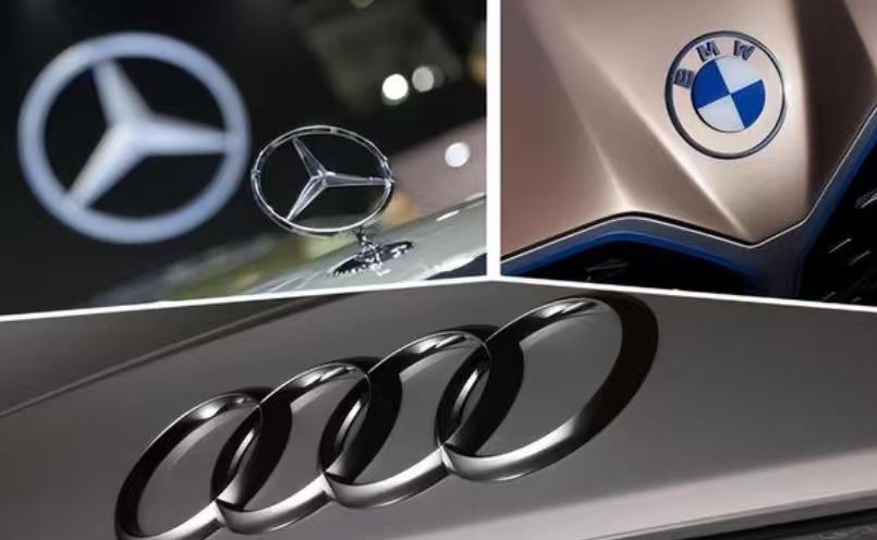 大家发现了吗？宝马7系直降27万背后，信号已经很明显了！ 这不是一场突如其来