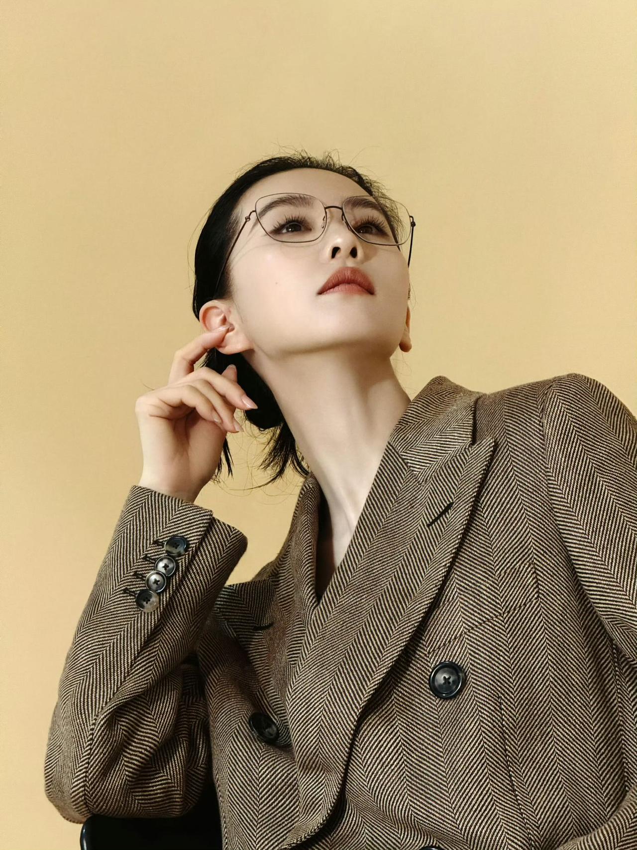 戴眼镜，实在是太带感了！！