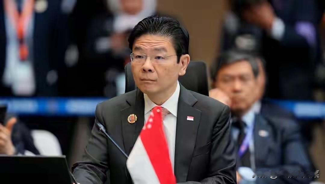 日本拒绝道歉，还加速备战？新加坡总理发声，劝和还是拉偏架？新加坡总理的这番表