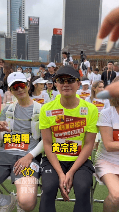 黄晓明透露今年不拍戏黄晓明今年不拍戏黄晓明坦言今年暂不拍戏，选择放慢脚步专注享受