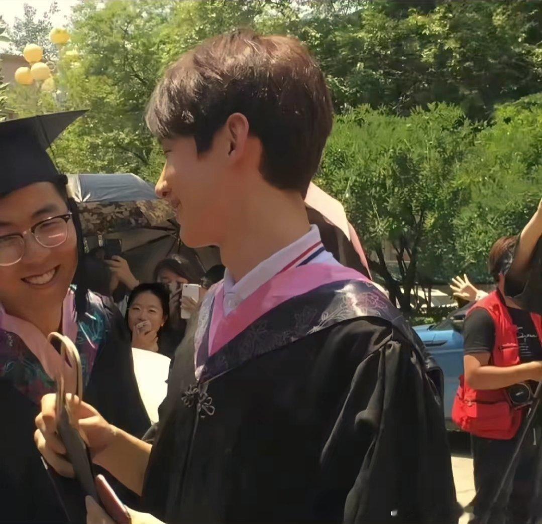 #白敬亭#学长,毕业快乐​