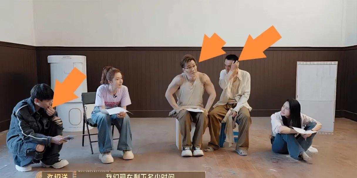 李依晓，刘雨欣这次有点离谱，全网都知道了？天呀，绝了？哎呀，就是……李依晓