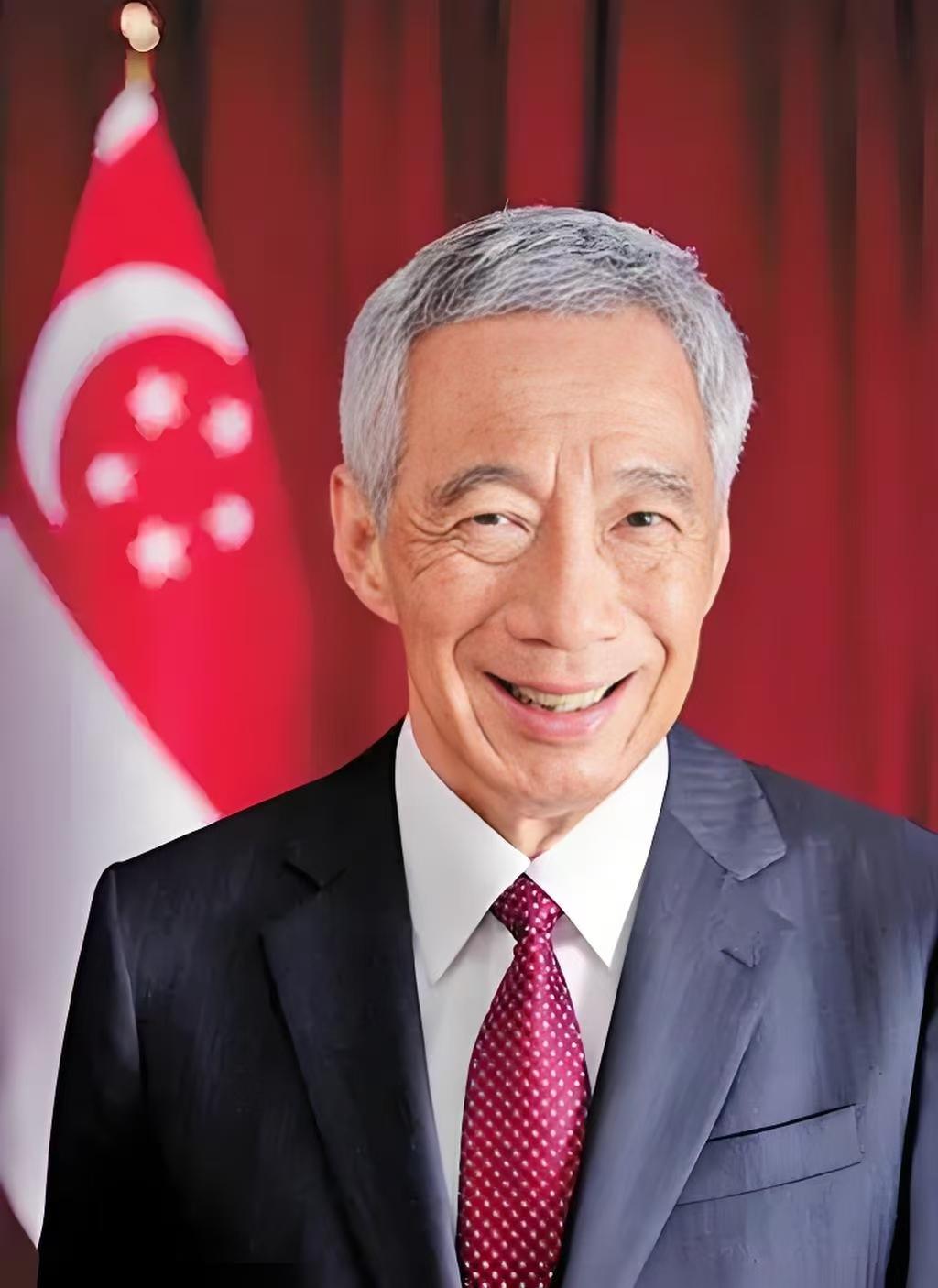 新加坡估计怎么也想不通。舒舒服服躺在马六甲海峡上收了几十年“过路费”，以为自己