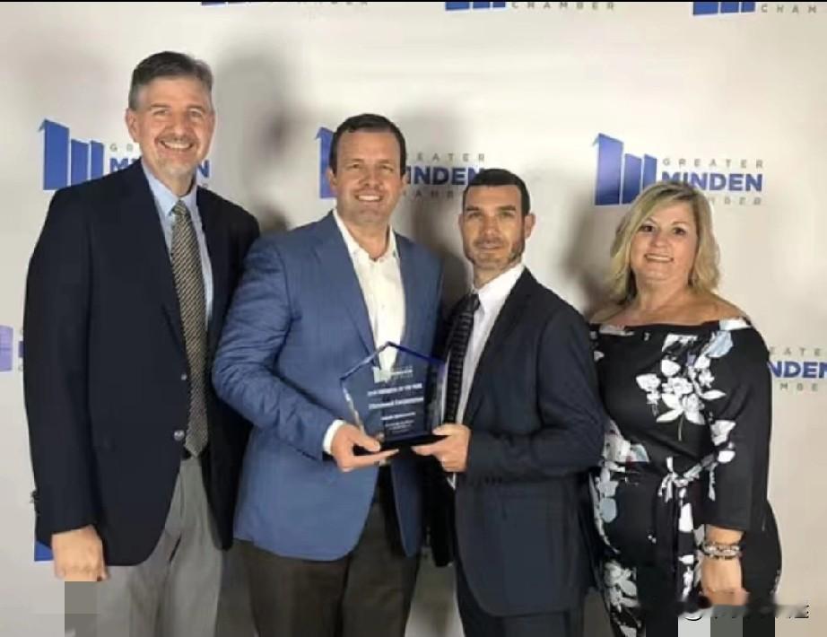 天降16.8亿，老板大手一挥：全分！540名员工乐疯了美国公司创始人老约翰退