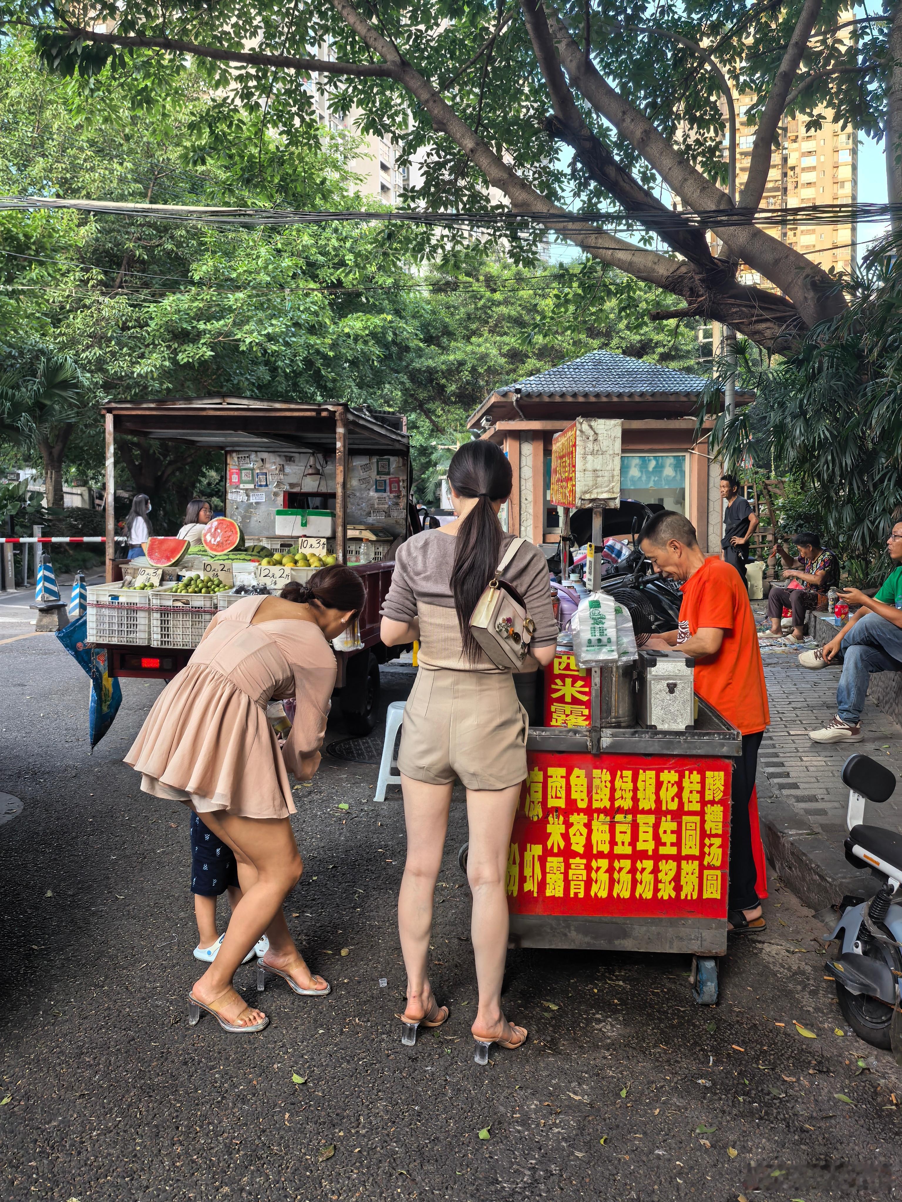 出门吃饭​​​