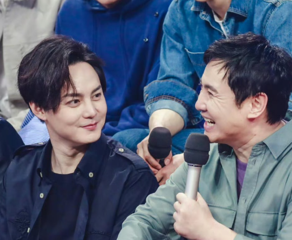 沈腾和尹正这俩老搭档冲上了热搜这次尹正要哭了，被迫获得新身份“腾女郎”提到电