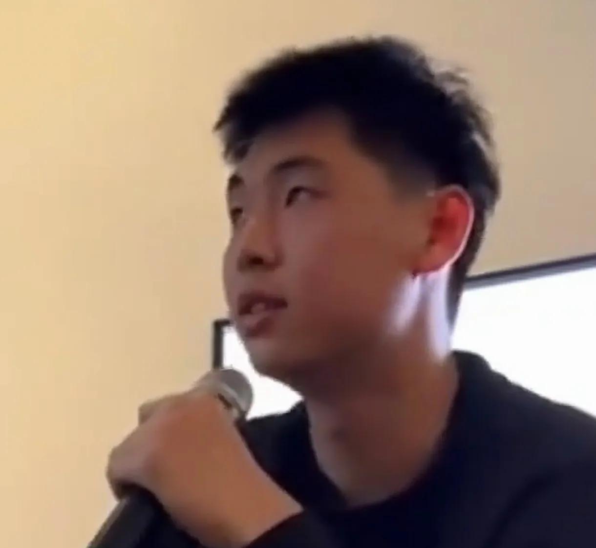 曝崔永熙首次回应加盟广东宏远：“广东宏远，是CBA传统强队，他们的冠军底蕴十分