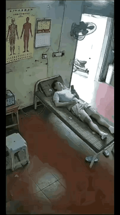 什么情况，谁能解释一下。