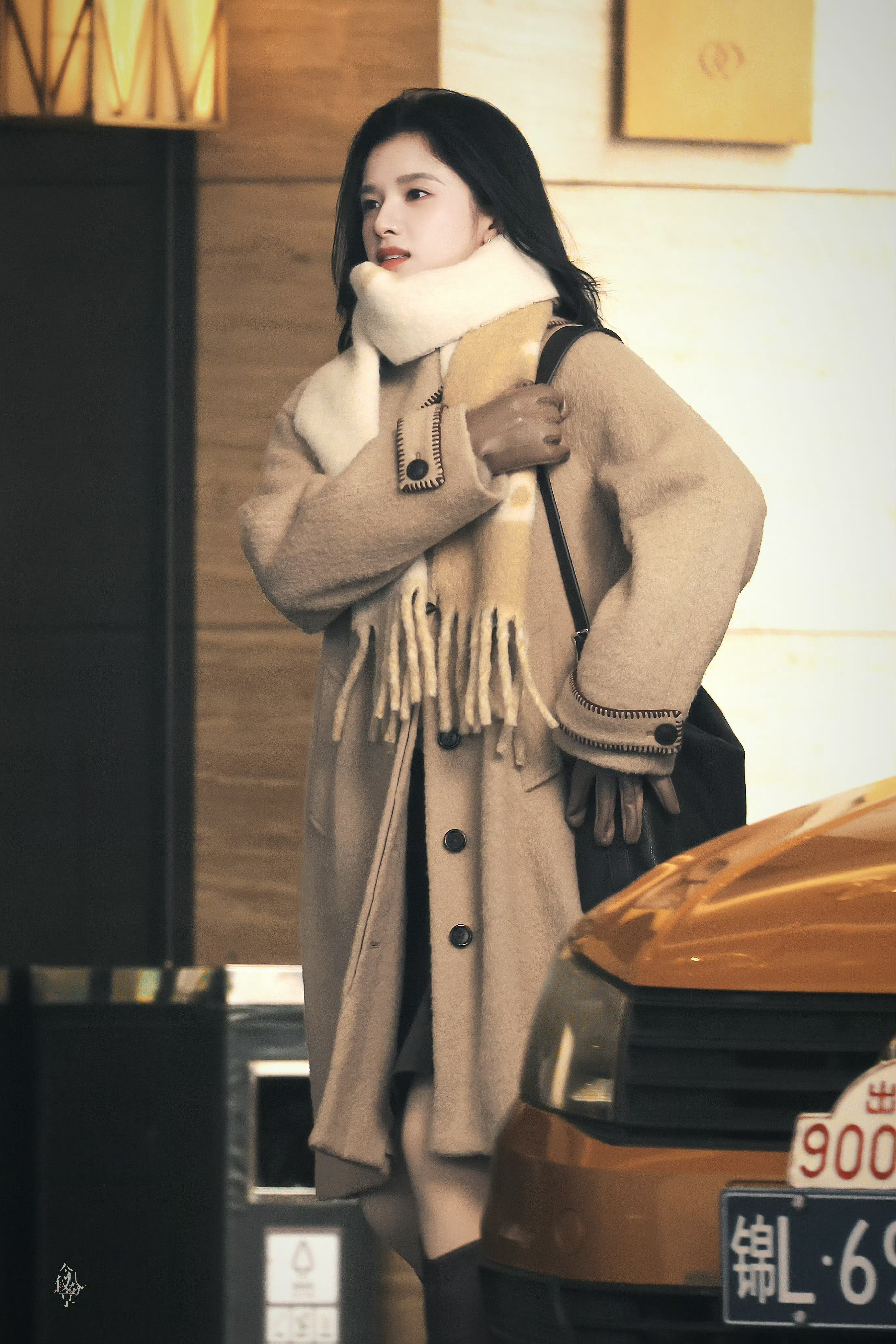 张婧仪变身东北美丽女人致我那菜市场的白月光图cr:今日仪分享|张婧仪