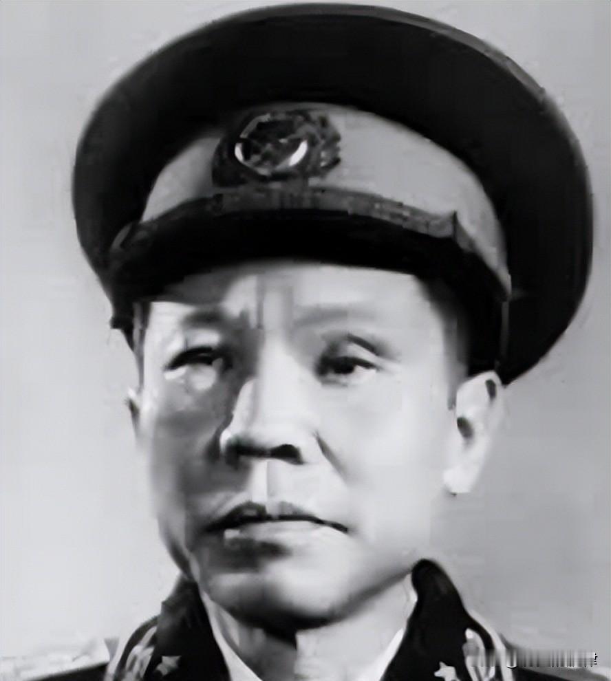 2009老宅惊世发现：80年木墙藏合影，陈昊苏一眼认出毛泽东与陈毅！200