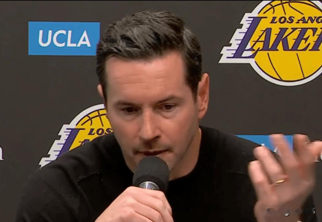 绝对的认可！雷迪克谈詹姆斯：“我对勒布朗的关键表现。”“一点都不惊讶。”