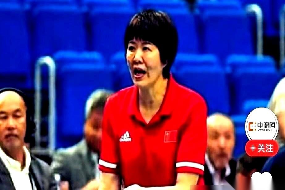 排协掌门人的椅子，换人了。五届奥运元老，赖亚文，坐了上去。球迷圈“轰”一下，