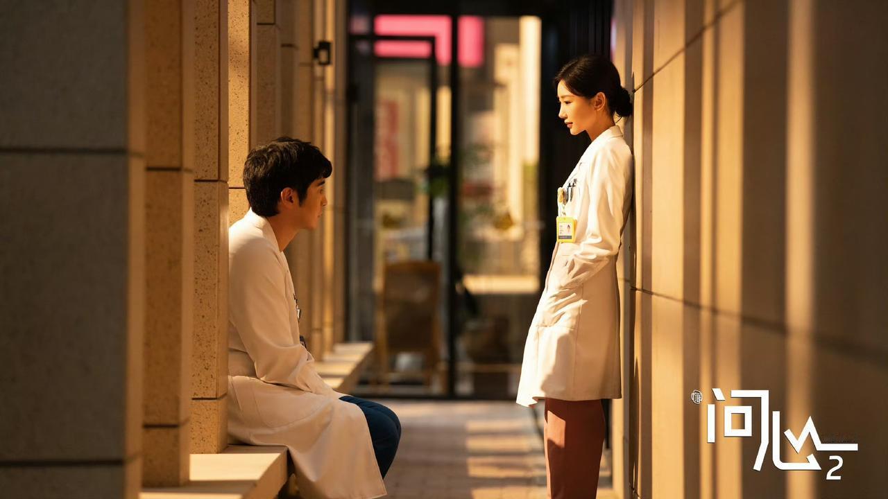 谁懂我看到剧照的快乐。赵又廷、毛晓彤和金世佳三人同框，哪感觉一下就对味了。