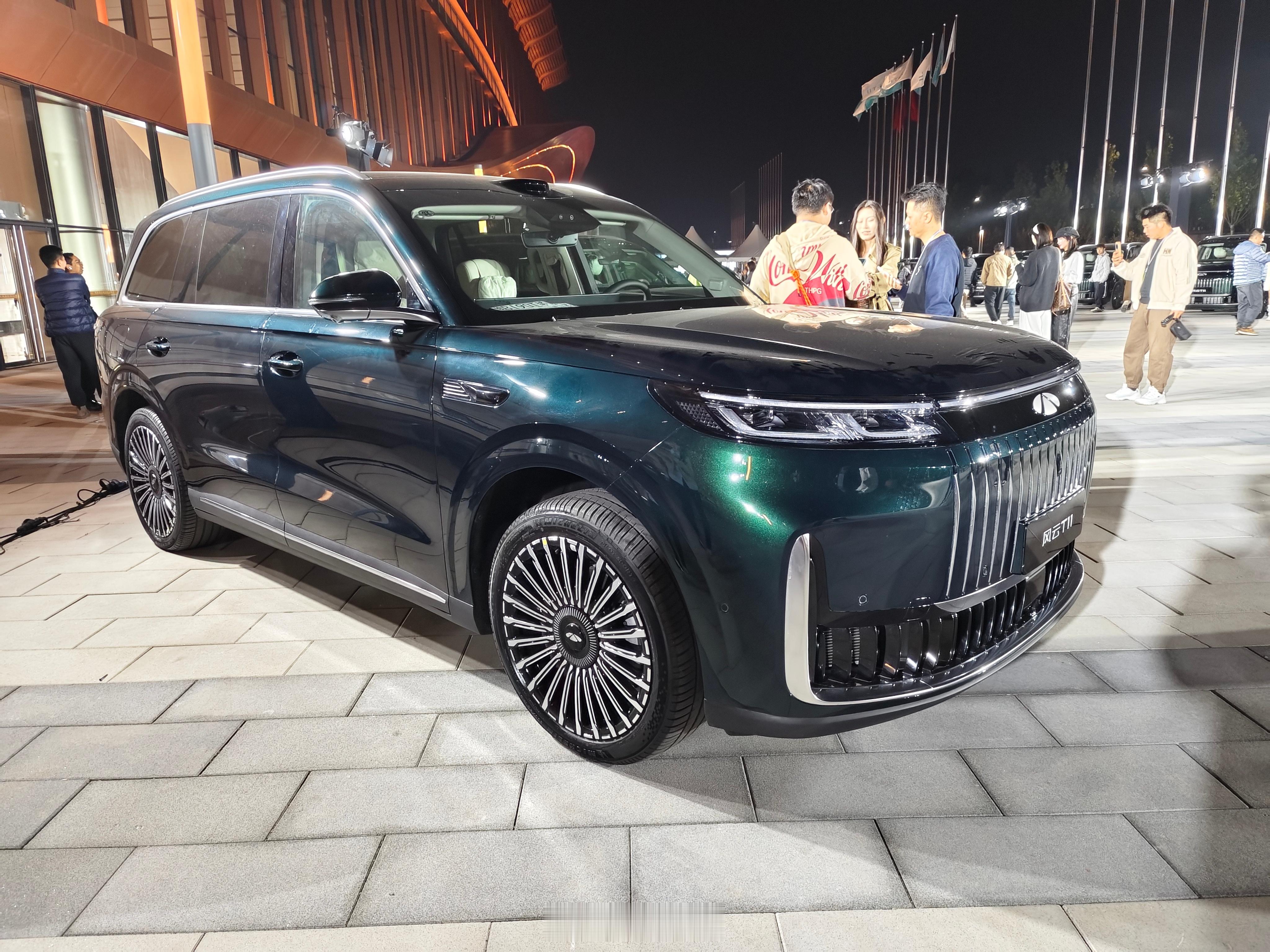 奇瑞风云T11正式上市价格18.99万到24.99万，这个价格确实惊喜。奇瑞走的