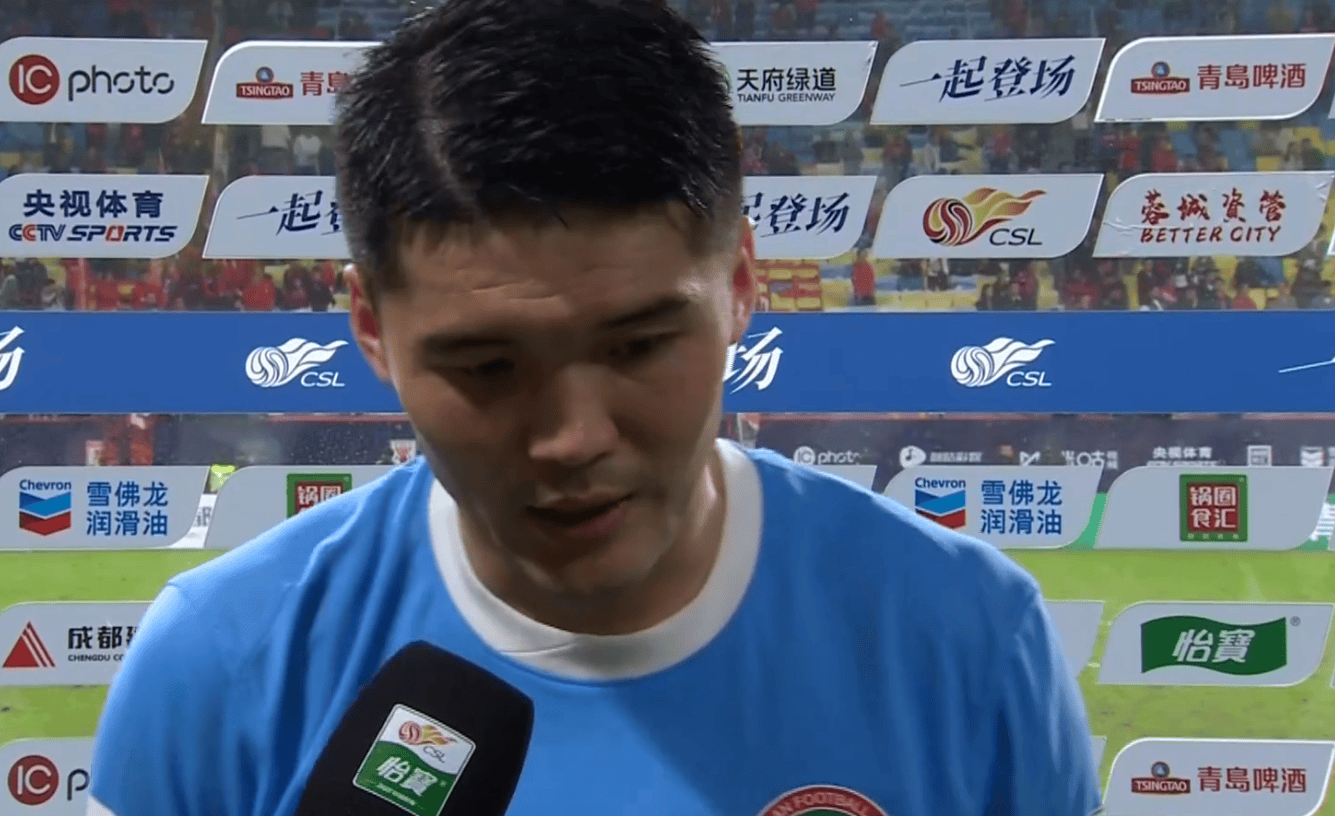 钟义浩: 大家团结一心拿下比赛, 这场比赛发挥是最好最棒的