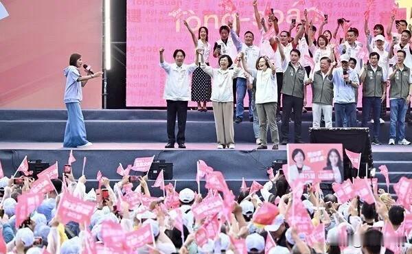苏巧慧首场造势大会全场无绿色国民党新北市长候选人苏巧慧今天（5日）下午在板