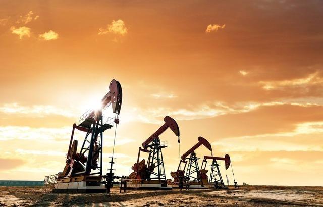 不得不佩服，中国的战略眼光，还是很敏锐的。中东一打仗，石油运输就不稳。很多国家都