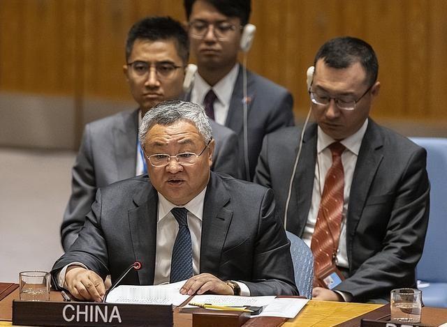 东大等日本这个破绽已经很久了。就是要逼着日本说明白，什么是日本政府的“一贯立场”