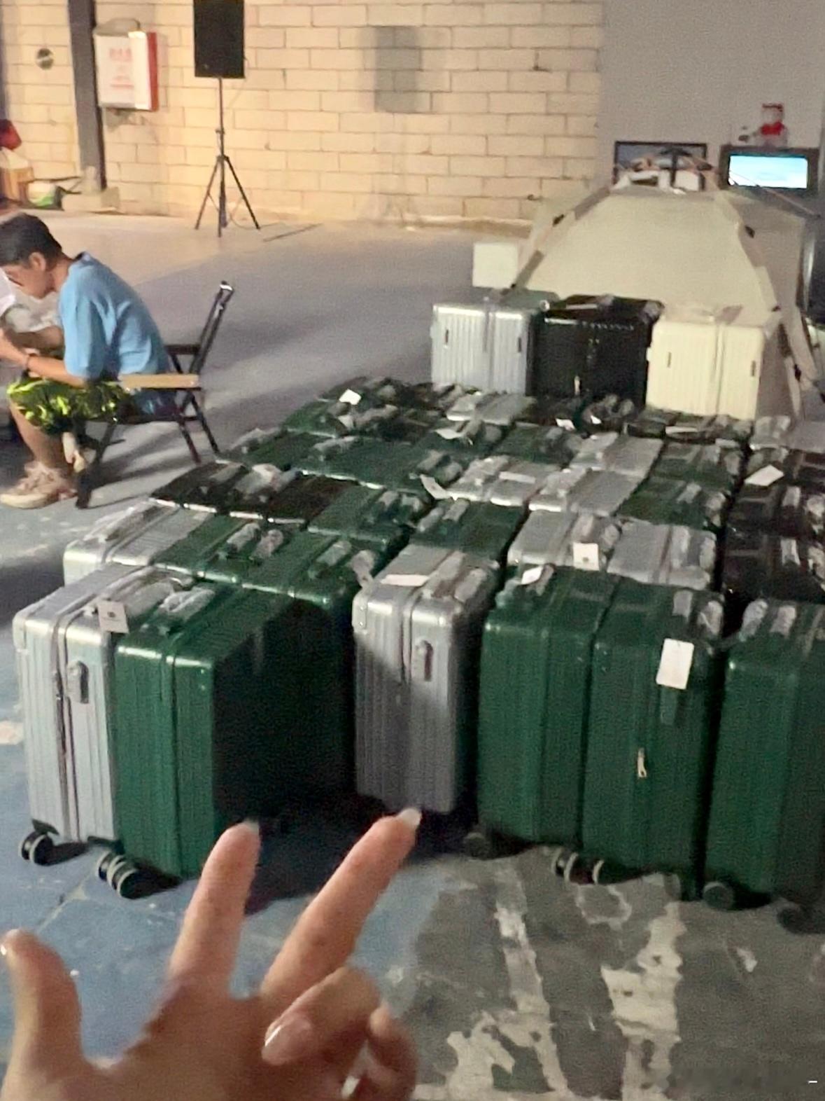 霜霜の新车前线小鹏从P7➕开始真成为掌握空间的King了…去年我还是小